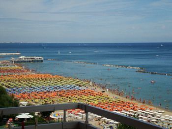 Hotel Club Gabicce Mare